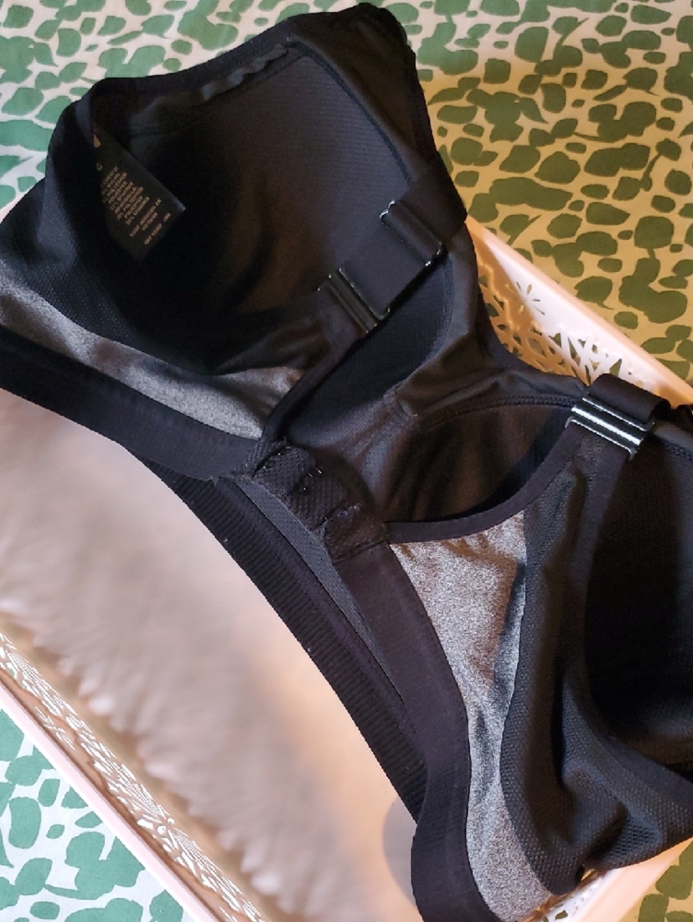 Avia Gray & Black Padded Wireless Sports Bra - Picture 5 of 7